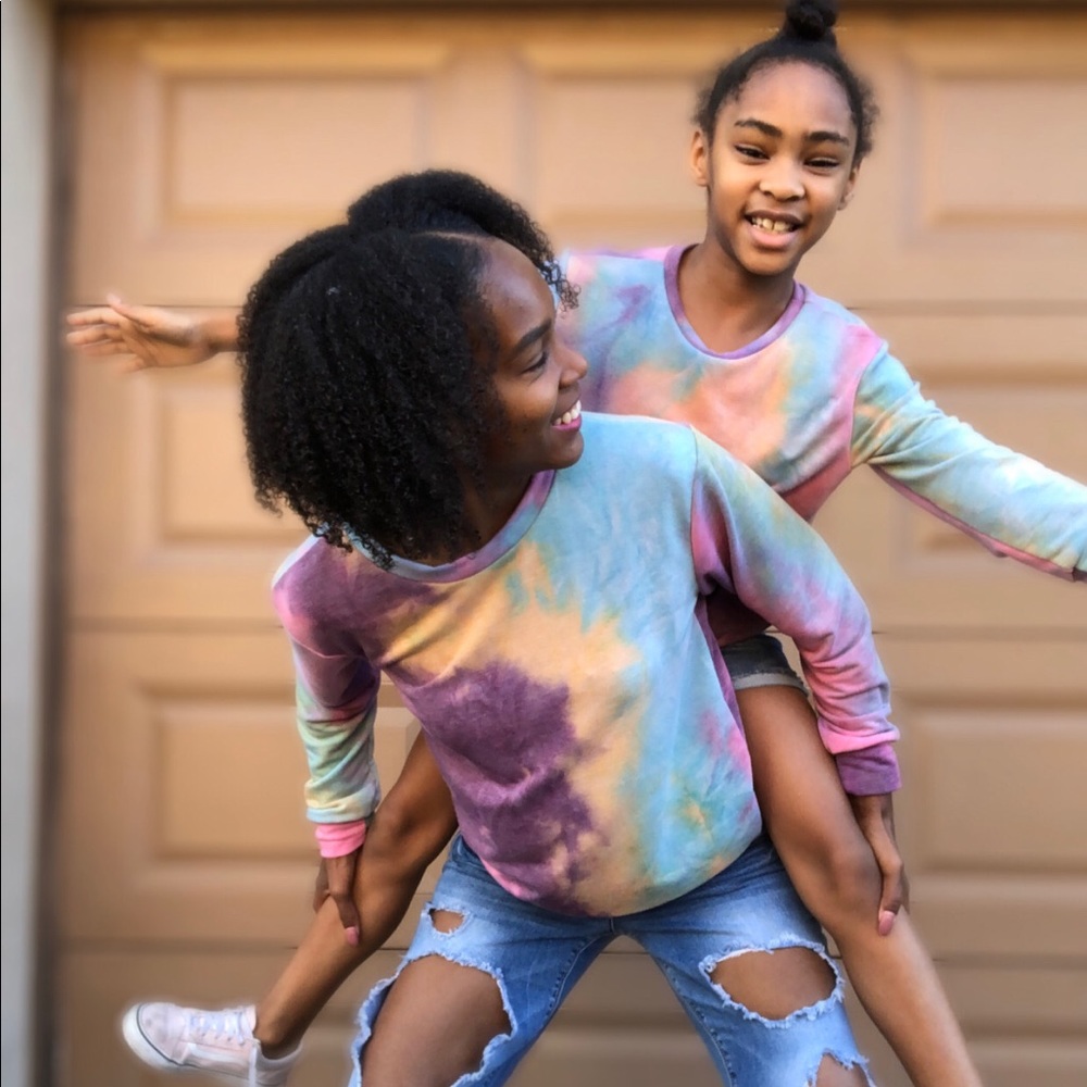 Mommy Tye dye comfortable sweater